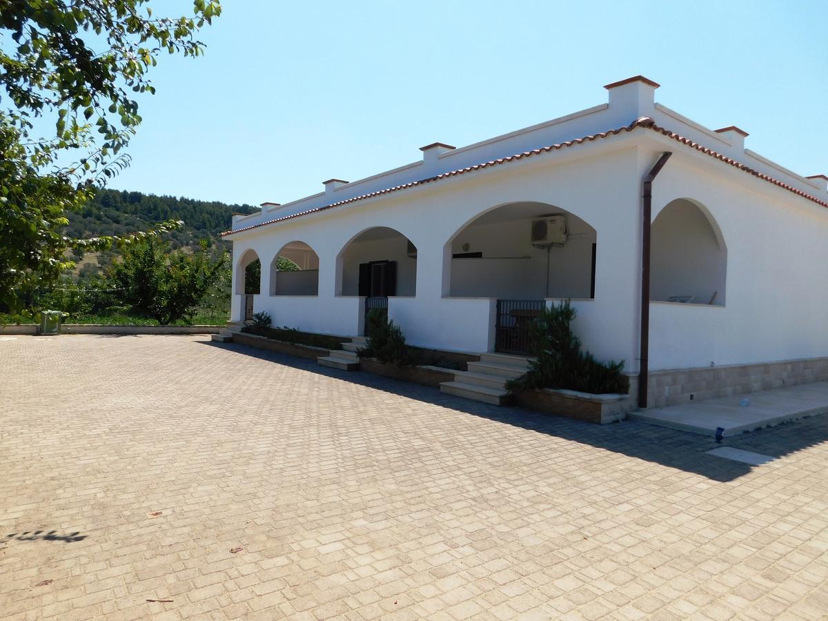 Annaluce Apartments Vieste Buitenkant foto